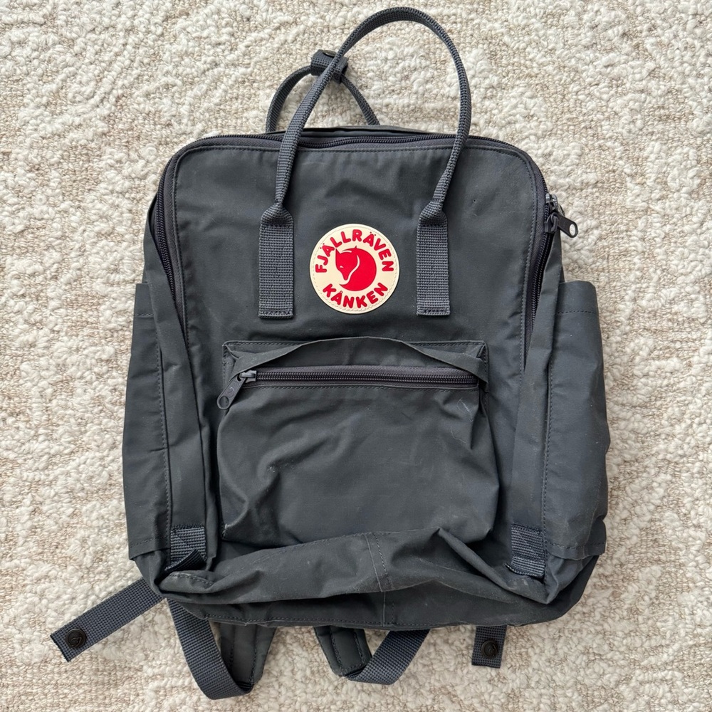 Fjallraven Kånken Grey Backpack